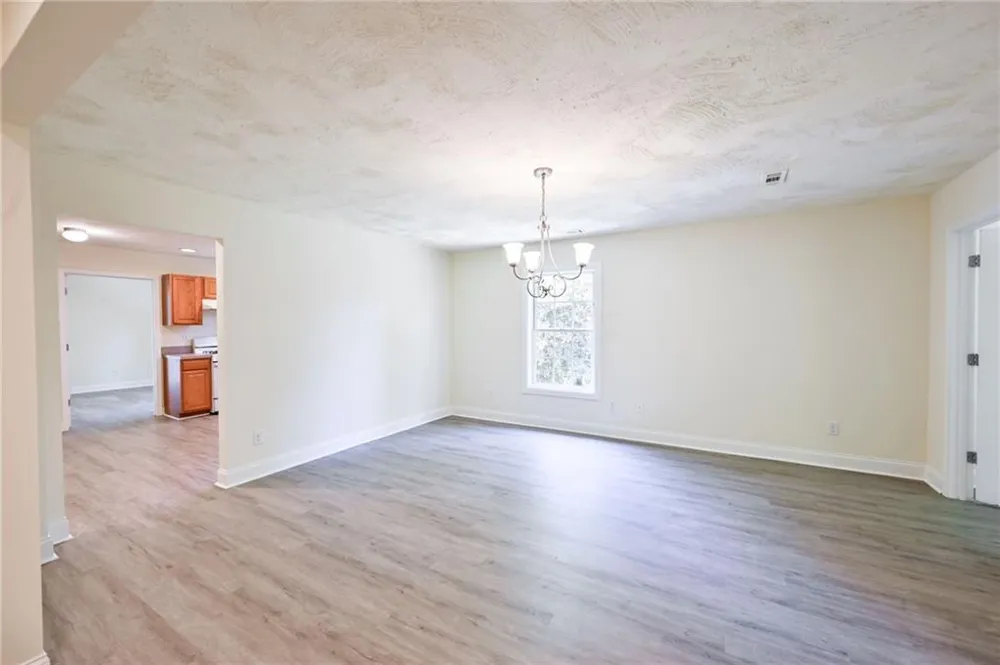 3205 Newcastle Way Snellville, GA 30039