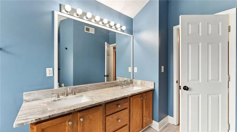 32 Maddox Road SE Acworth, GA 30102
