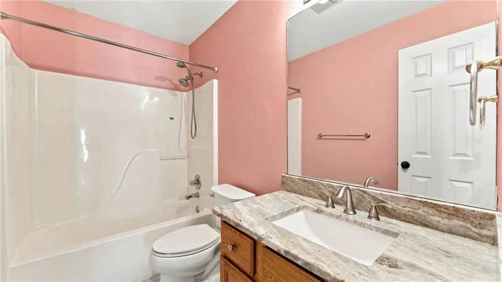 32 Maddox Road SE Acworth, GA 30102