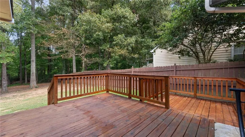 32 Maddox Road SE Acworth, GA 30102