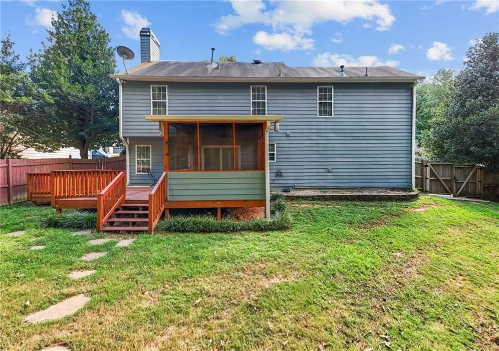 32 Maddox Road SE Acworth, GA 30102
