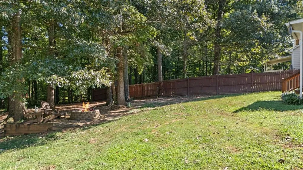 32 Maddox Road SE Acworth, GA 30102