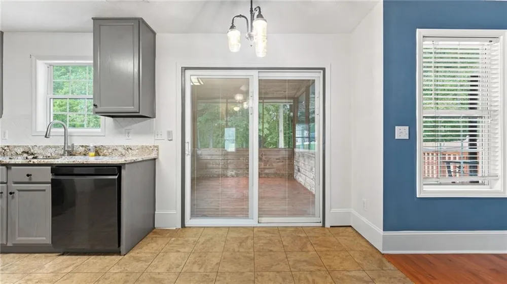 32 Maddox Road SE Acworth, GA 30102