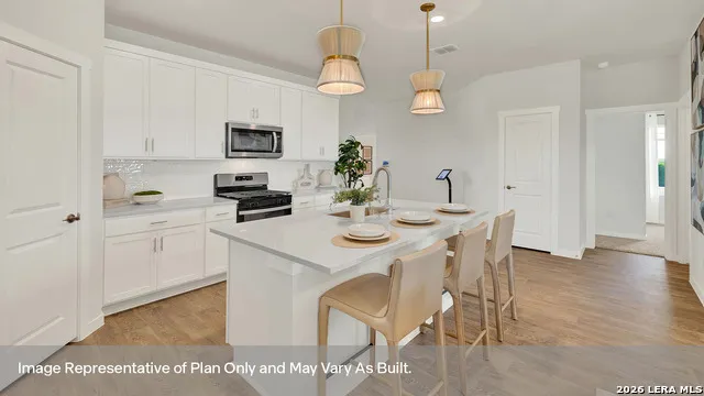 5524 EULA LANE New Braunfels, TX 78130