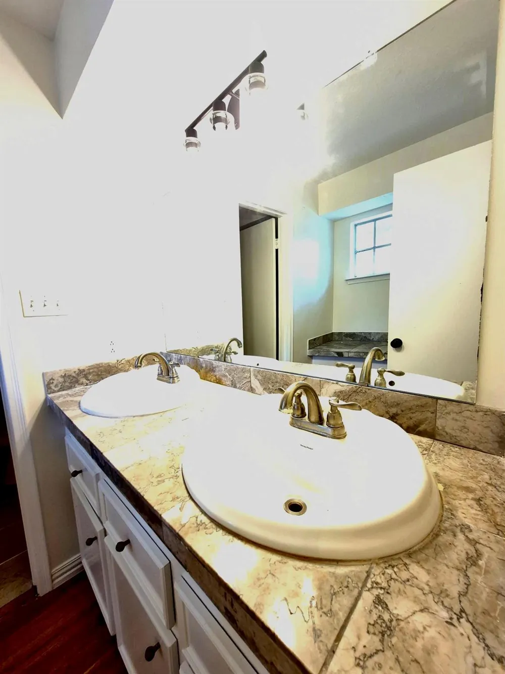 17518 Majestic Forest Drive Spring, TX 77379