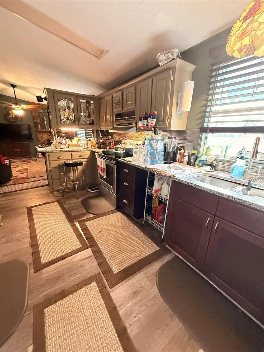 1500 S Durant Street Alvin, TX 77511