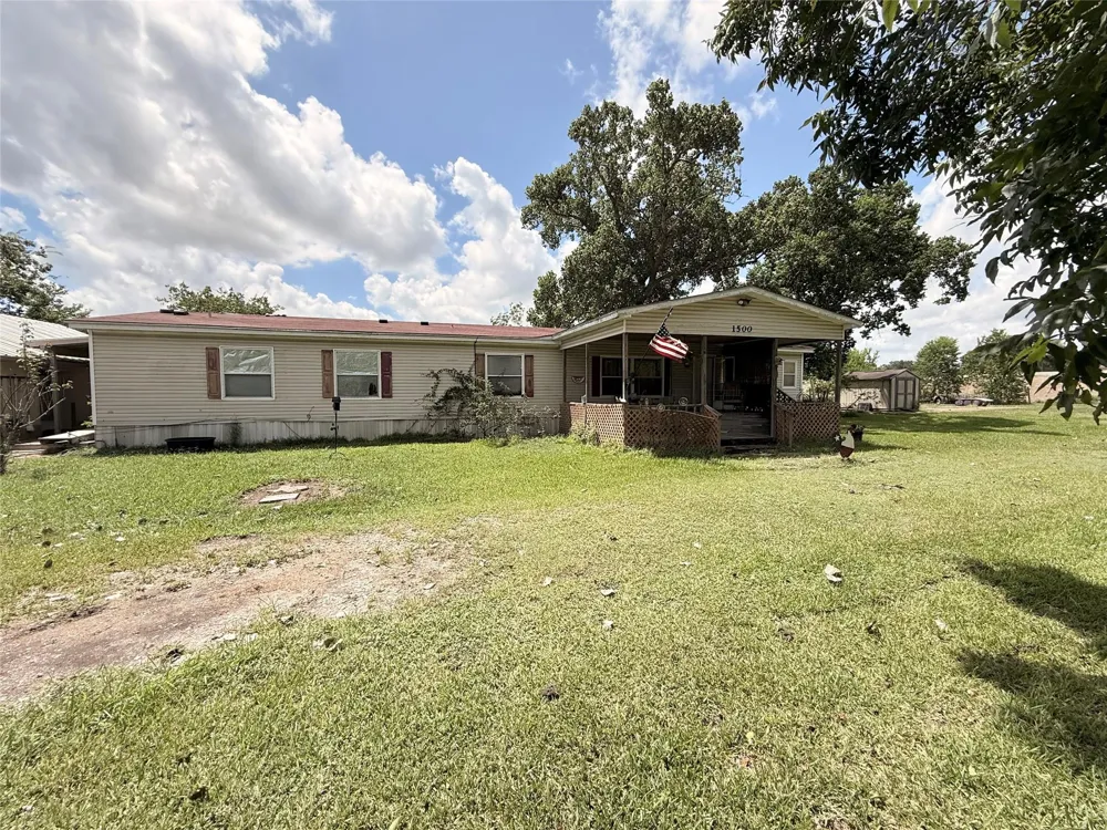 1500 S Durant Street Alvin, TX 77511