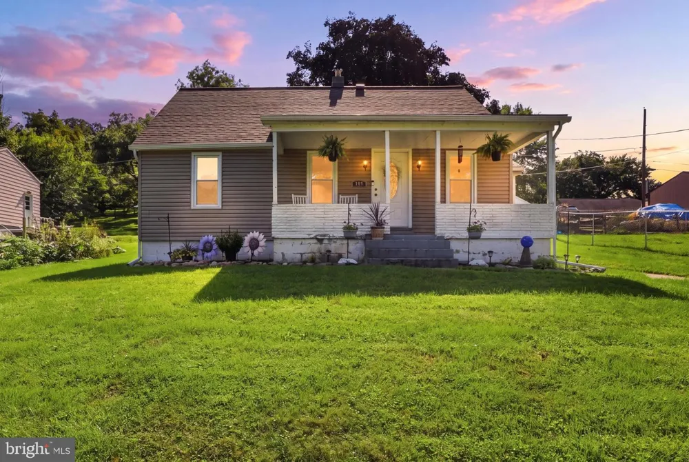 986 2ND STREET Mount Wolf, PA 17347