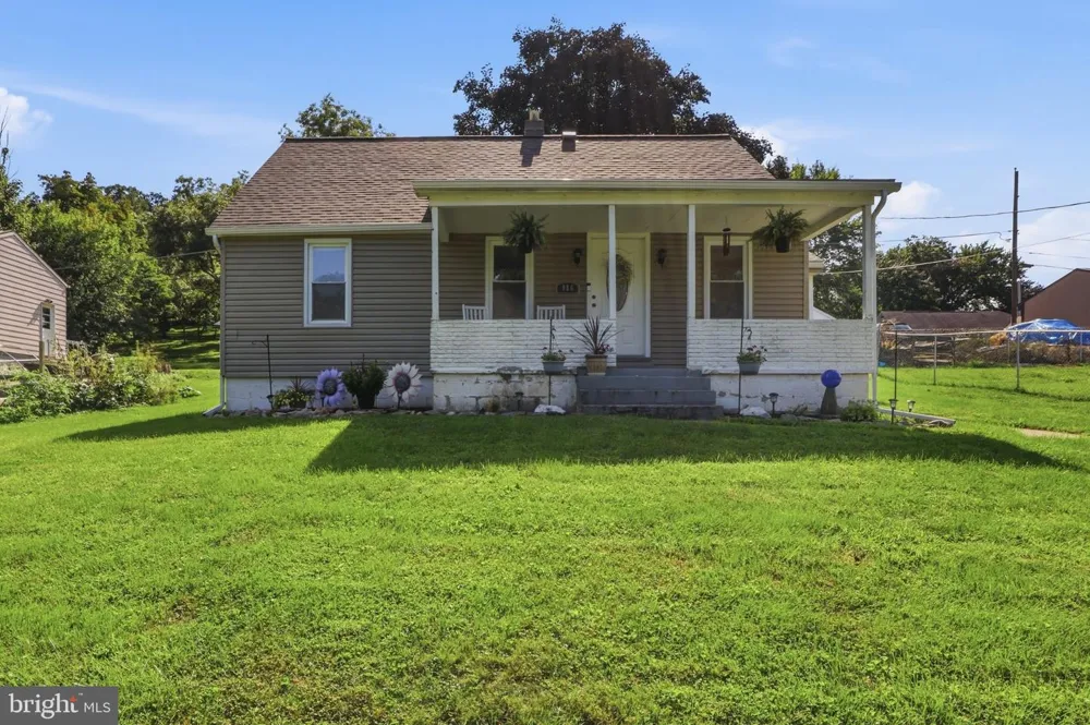986 2ND STREET Mount Wolf, PA 17347