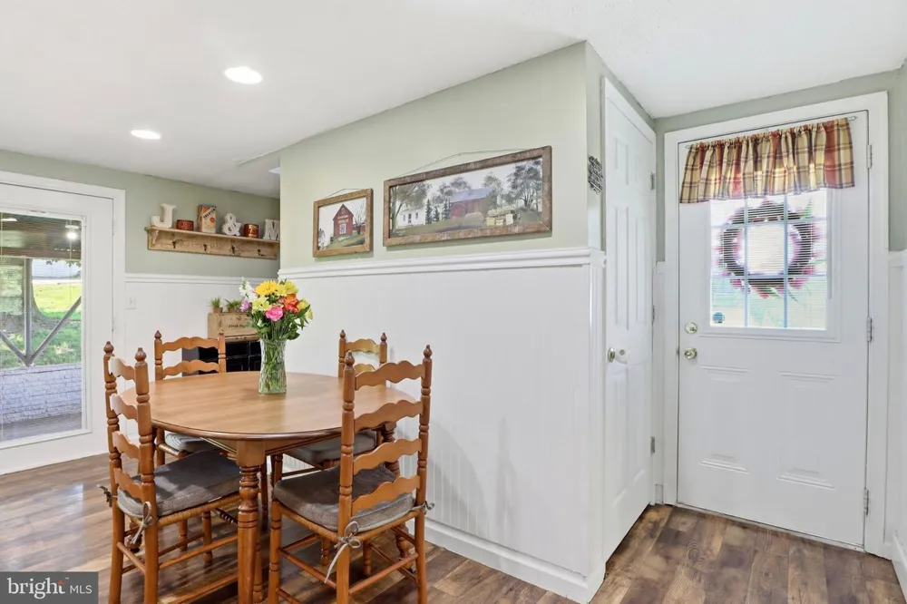 986 2ND STREET Mount Wolf, PA 17347