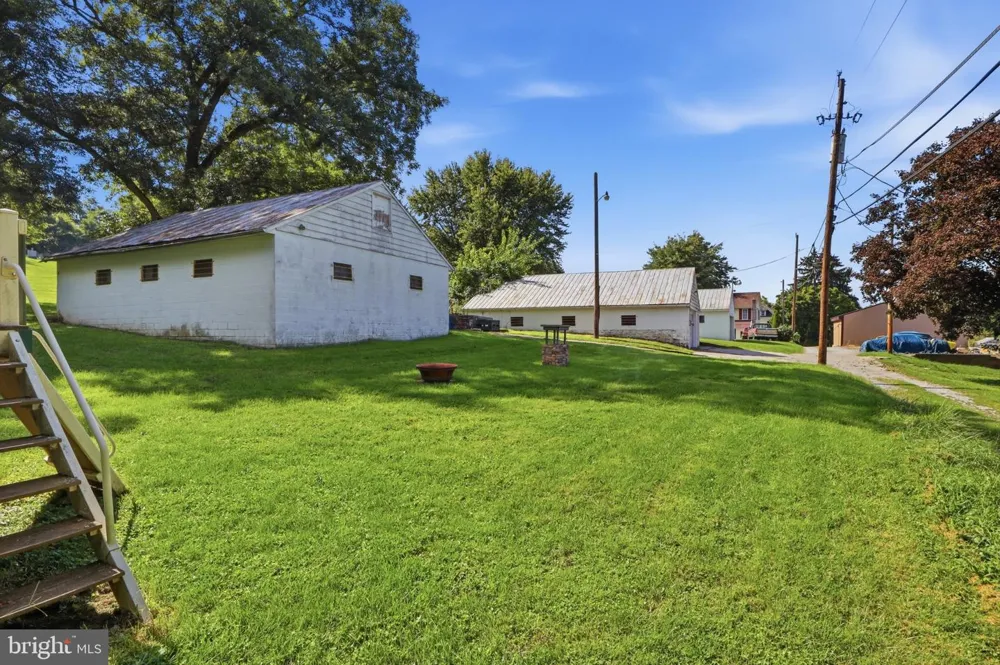 986 2ND STREET Mount Wolf, PA 17347