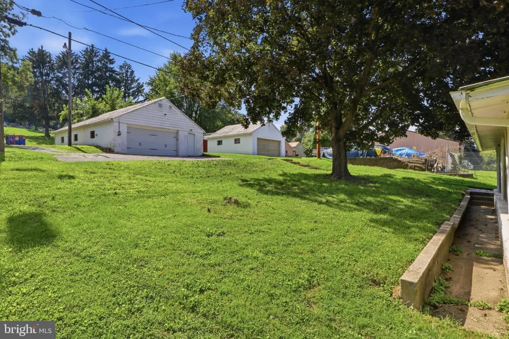 986 2ND STREET Mount Wolf, PA 17347