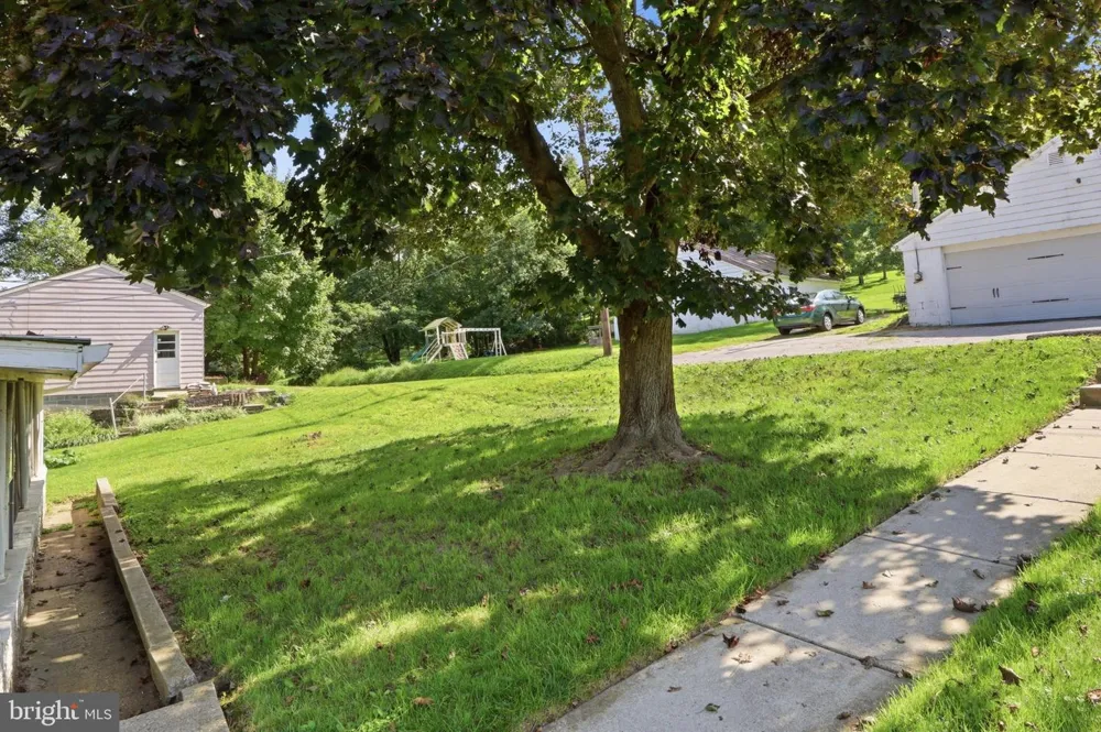 986 2ND STREET Mount Wolf, PA 17347