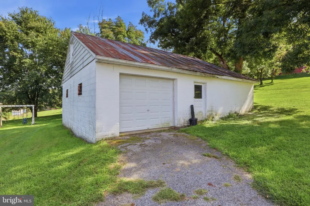 986 2ND STREET Mount Wolf, PA 17347