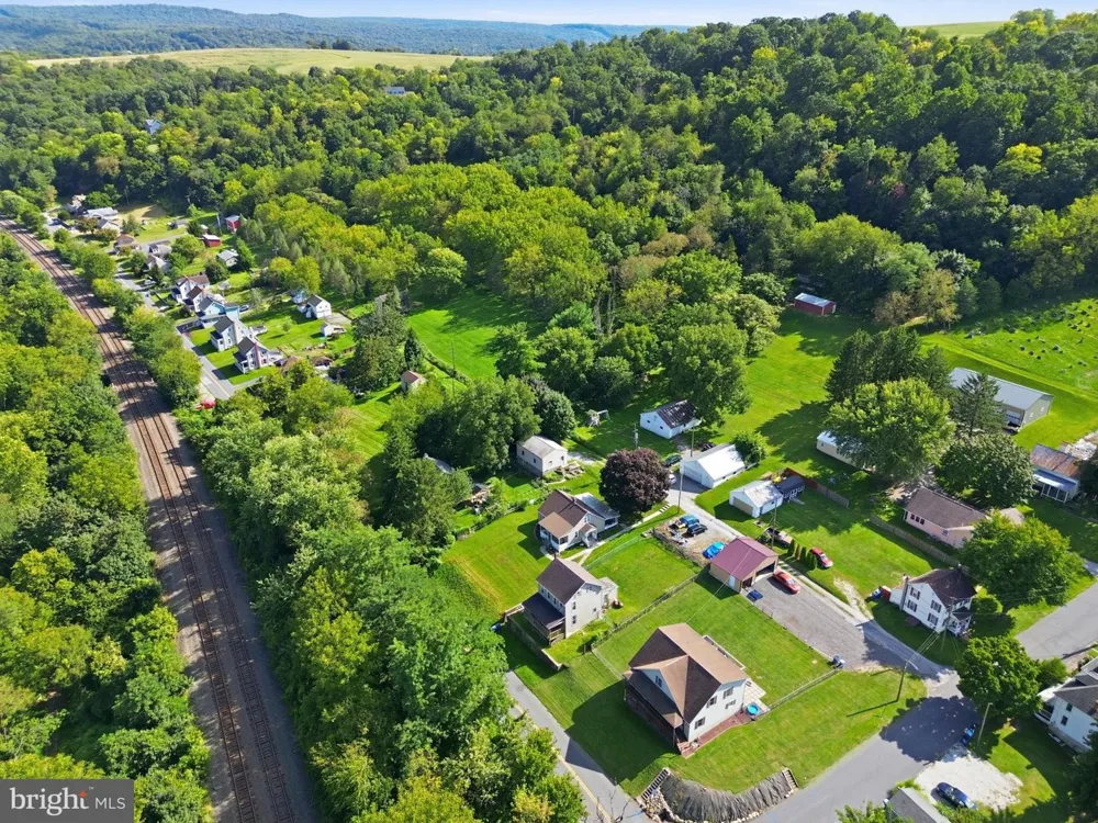 986 2ND STREET Mount Wolf, PA 17347