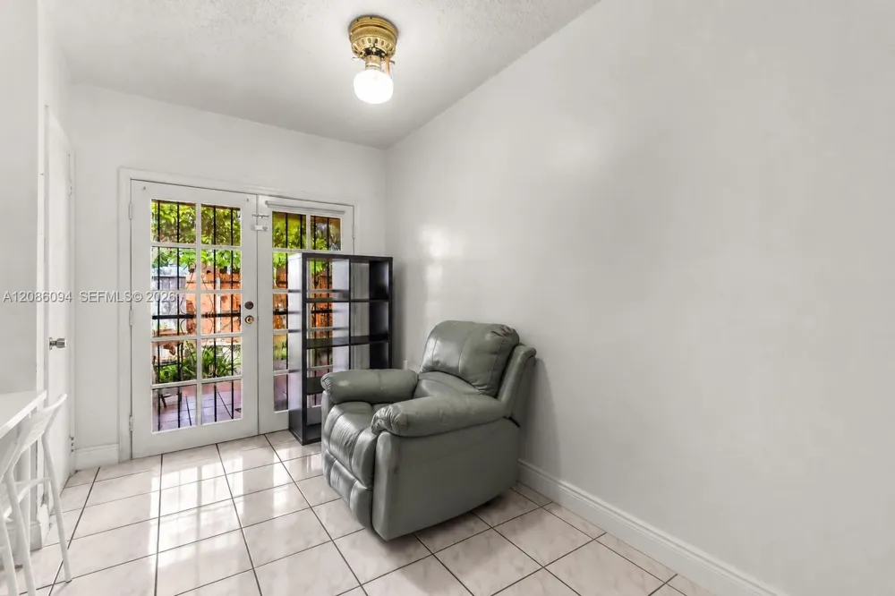 22 NW 108th Ct Miami, FL 33172