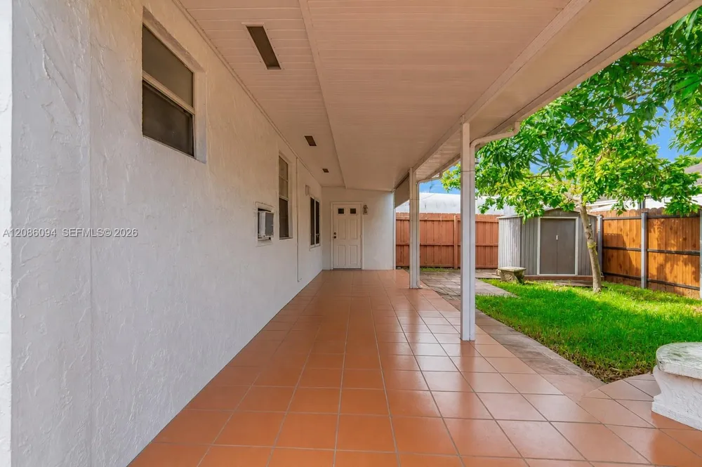 22 NW 108th Ct Miami, FL 33172