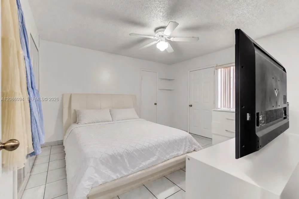 22 NW 108th Ct Miami, FL 33172