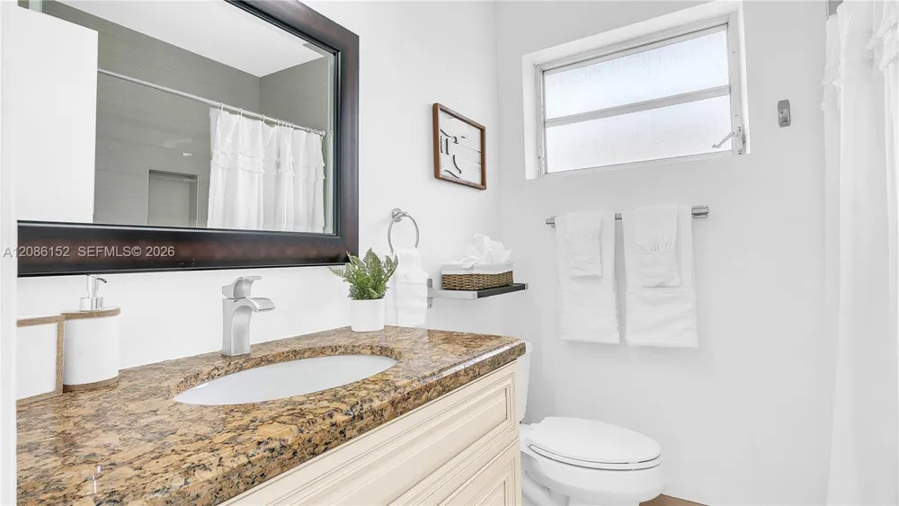 151 SE 9th Ct Pompano Beach, FL 33060