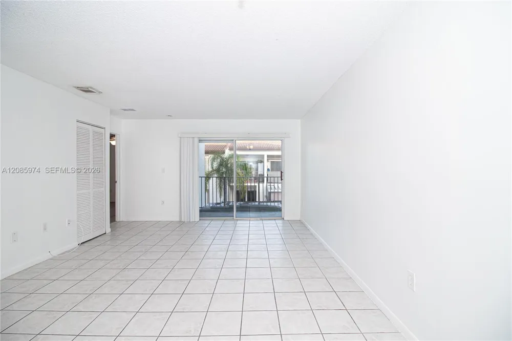 1175 NW 125th Ct #204 Miami, FL 33182