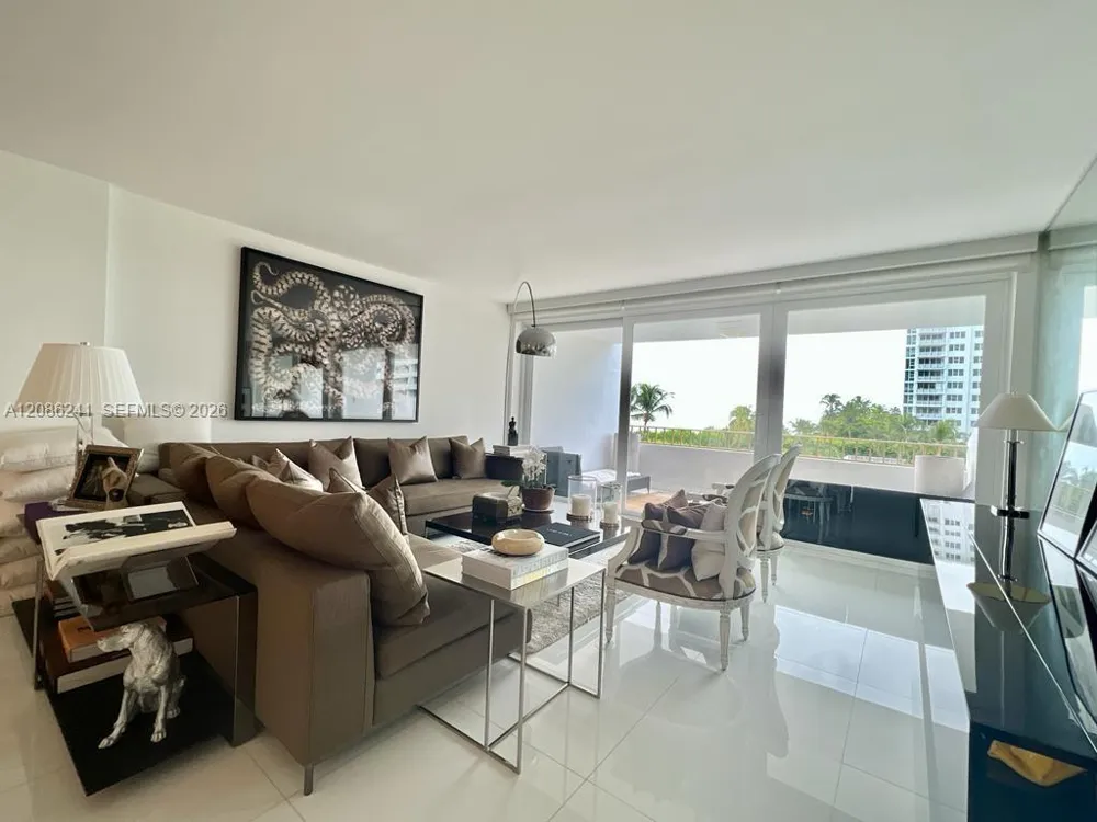 177 Ocean Lane Dr #405 Key Biscayne, FL 33149