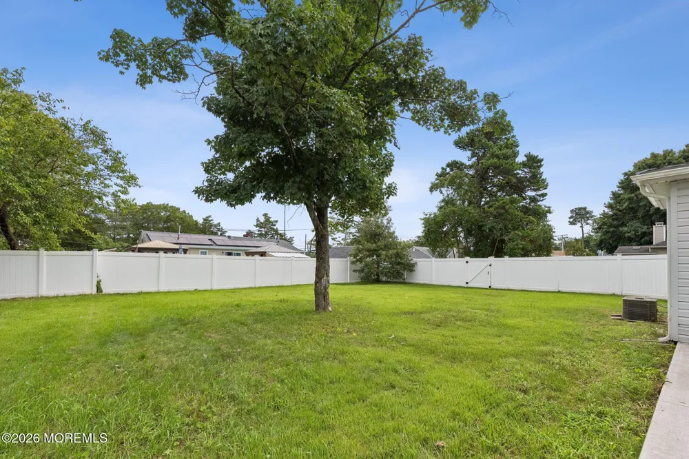 1404 Earie Way Forked River, NJ 08731