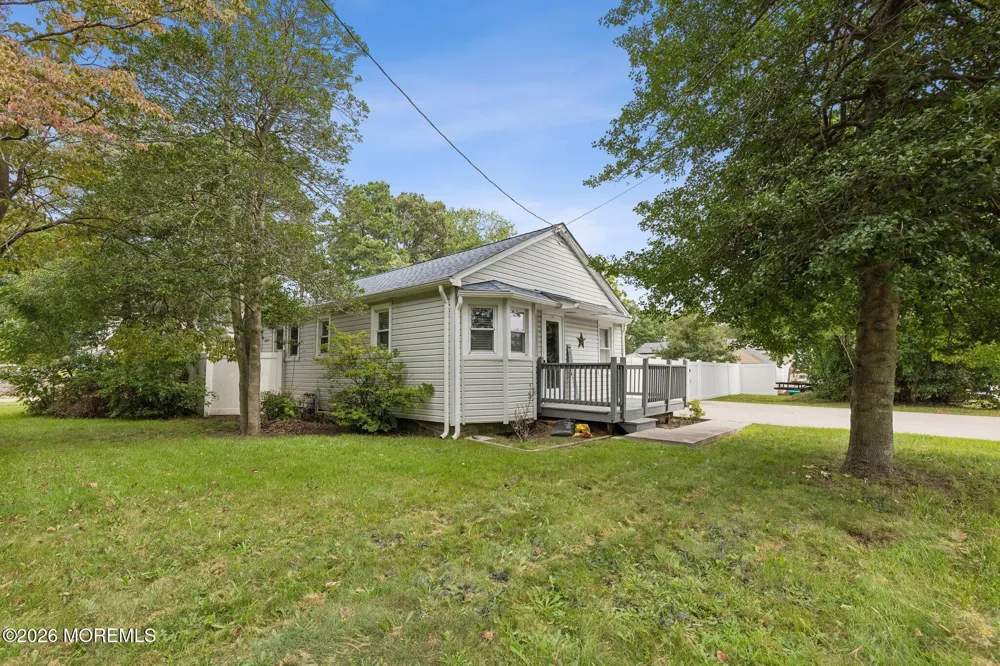 1404 Earie Way Forked River, NJ 08731