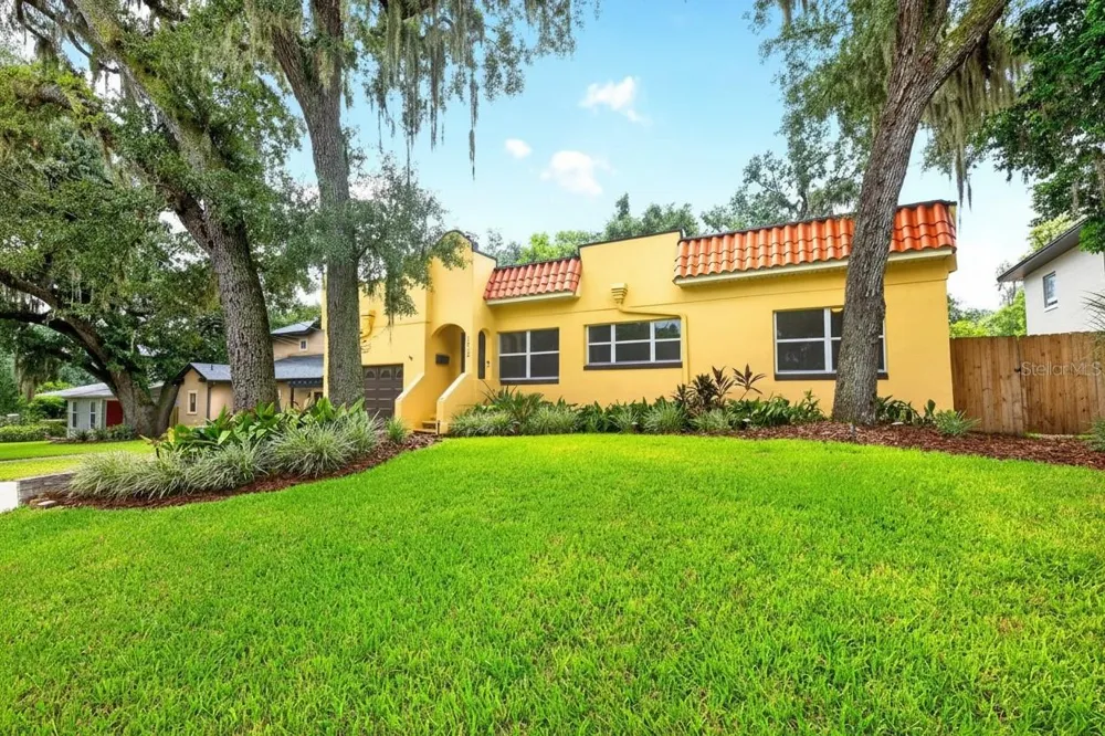 1212 ELMWOOD STREET Orlando, FL 32801