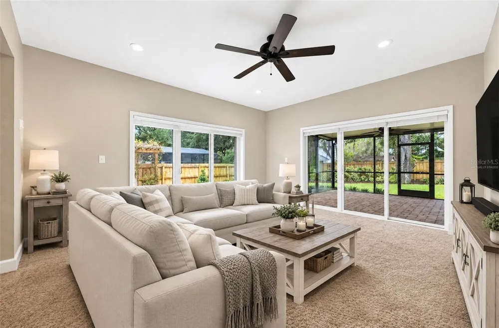 1212 ELMWOOD STREET Orlando, FL 32801