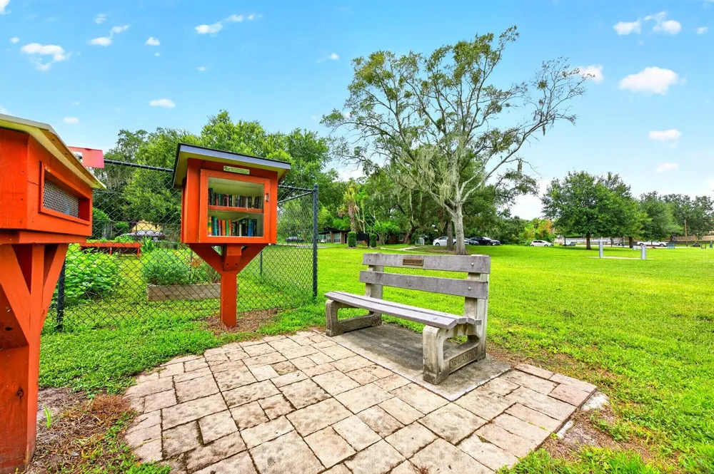 1212 ELMWOOD STREET Orlando, FL 32801