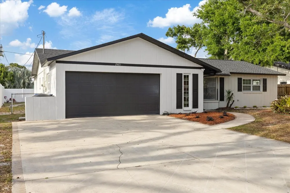 2461 69TH AVENUE S St Petersburg, FL 33712