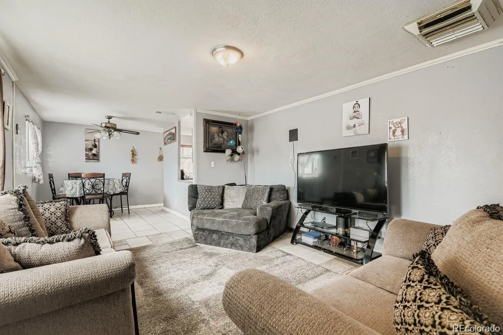 9211 Harris Street Thornton, CO 80229