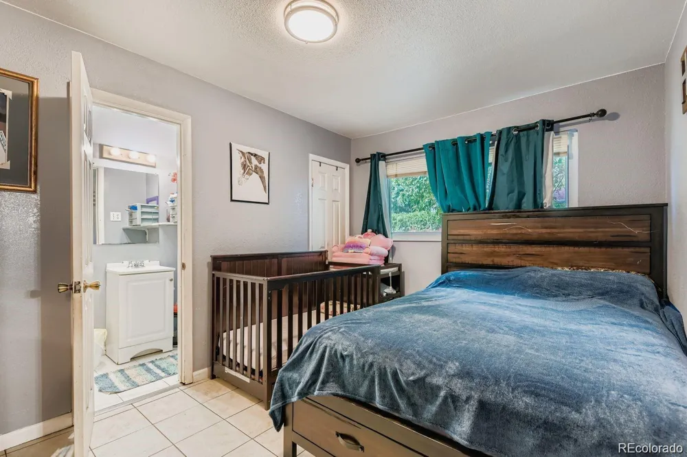 9211 Harris Street Thornton, CO 80229