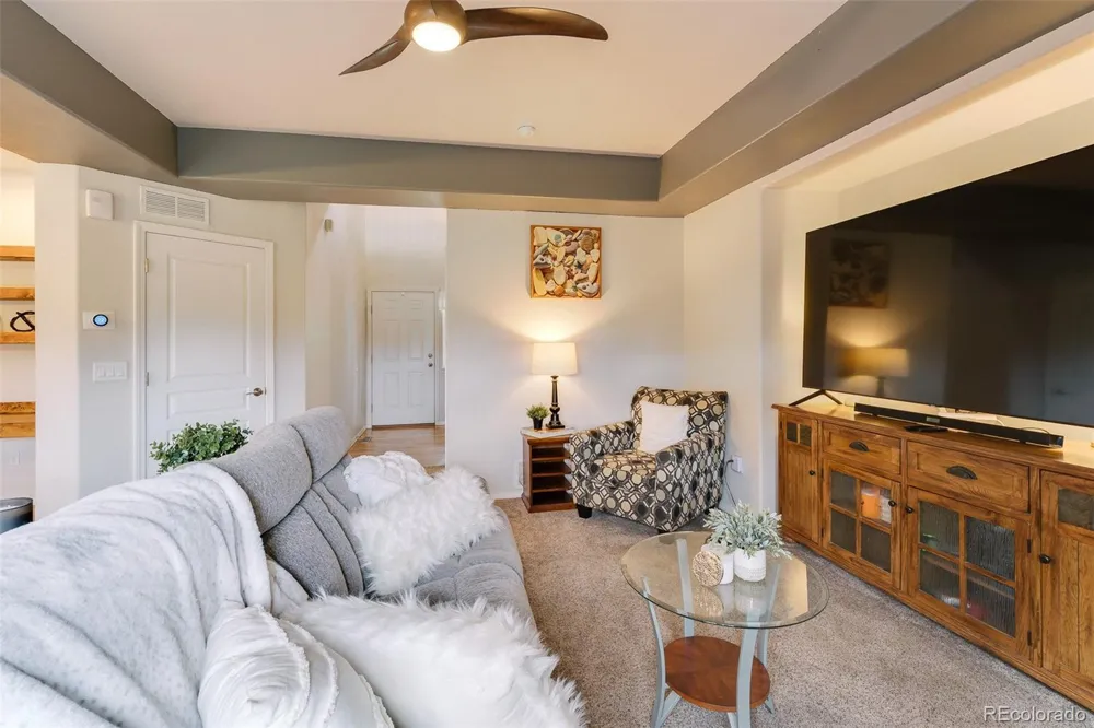 9509 Bur Oak Lane Colorado Springs, CO 80925