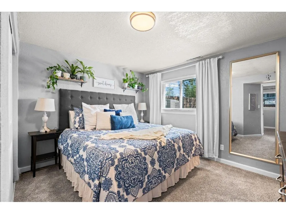 1404 Explorador Calle Denver, CO 80229