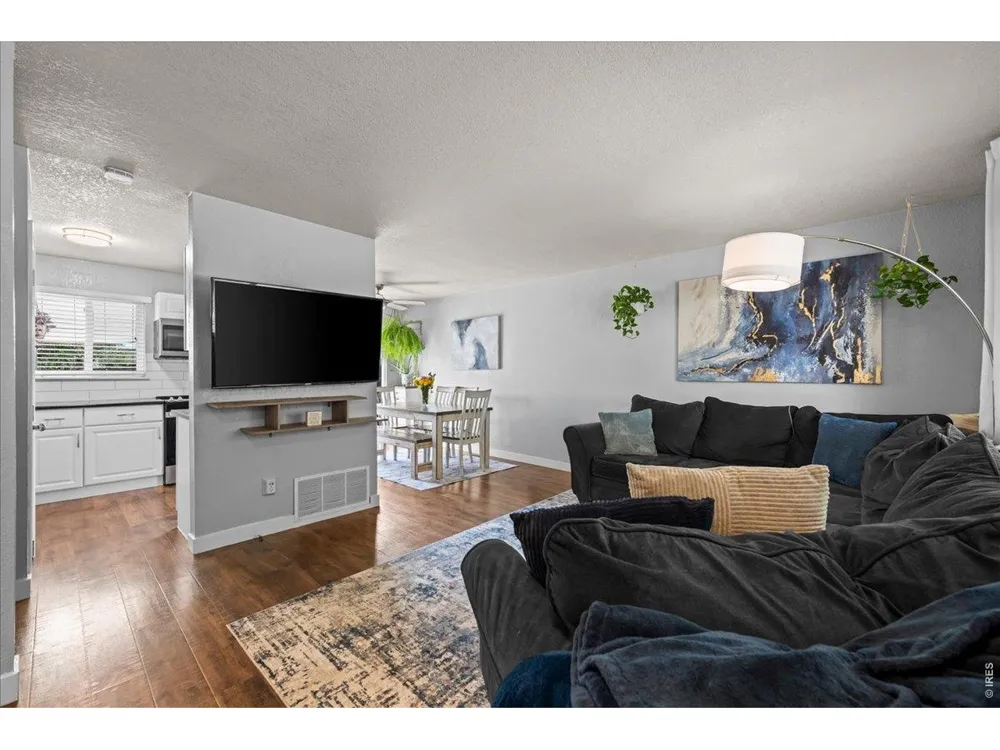 1404 Explorador Calle Denver, CO 80229