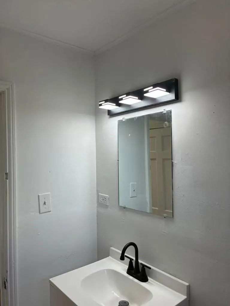 1302 Thomas Avenue Pasadena, TX 77506