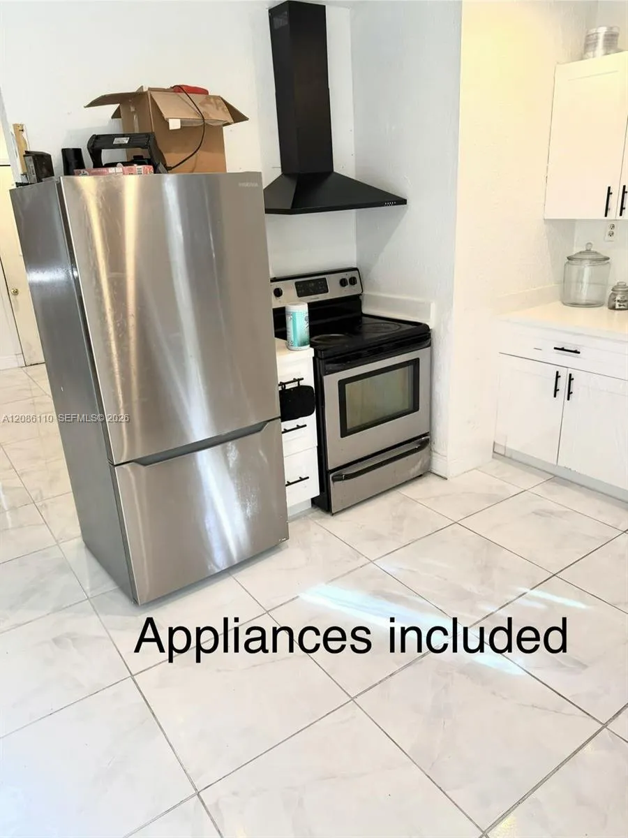 3350 NW 171 ter Miami Gardens, FL 33056