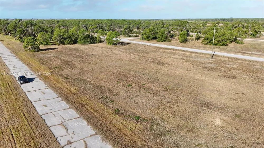 14260 Bluefish Ct Other City - In The State Of Florida, FL 33946