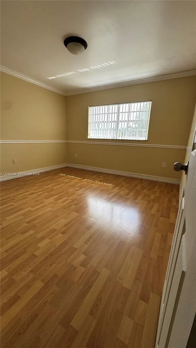 885 SE 13th Rd Homestead, FL 33035