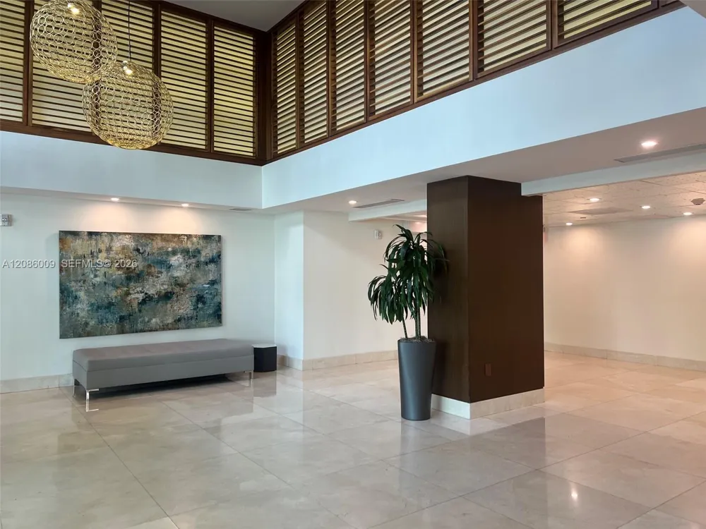 540 BRICKELL KEY DR #1511 Miami, FL 33131