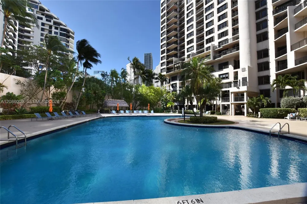 540 BRICKELL KEY DR #1511 Miami, FL 33131
