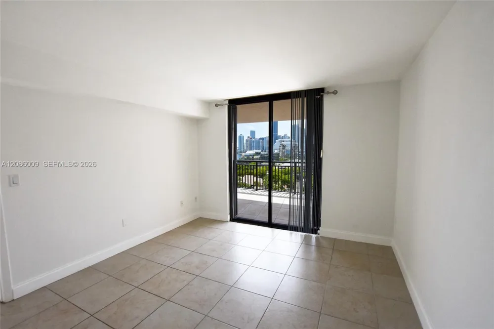 540 BRICKELL KEY DR #1511 Miami, FL 33131