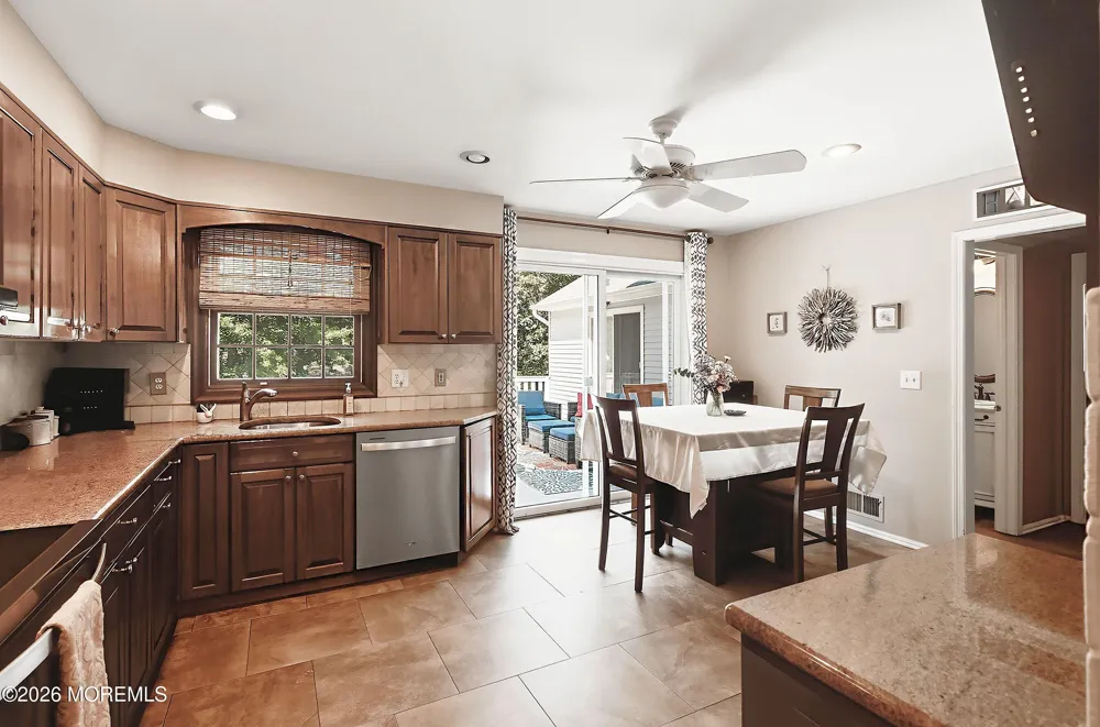 2527 Mahogany Trail Manasquan, NJ 08736