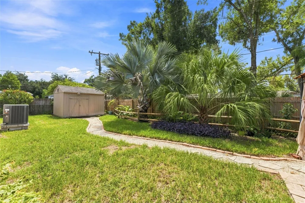 809 E RIVER DRIVE Temple Terrace, FL 33617