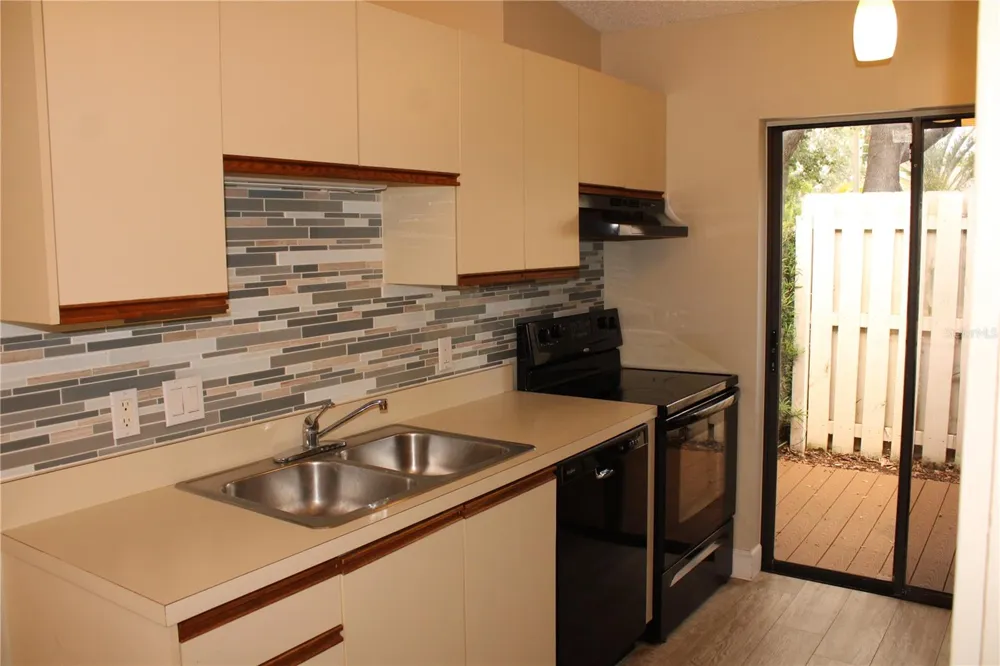 2903 62ND STREET W #303 Bradenton, FL 34209