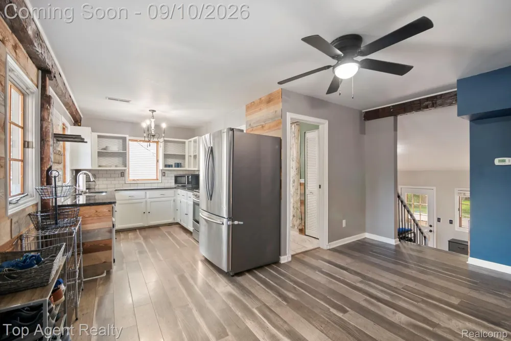 40695 Moravian Drive Clinton Charter Township, MI 48036