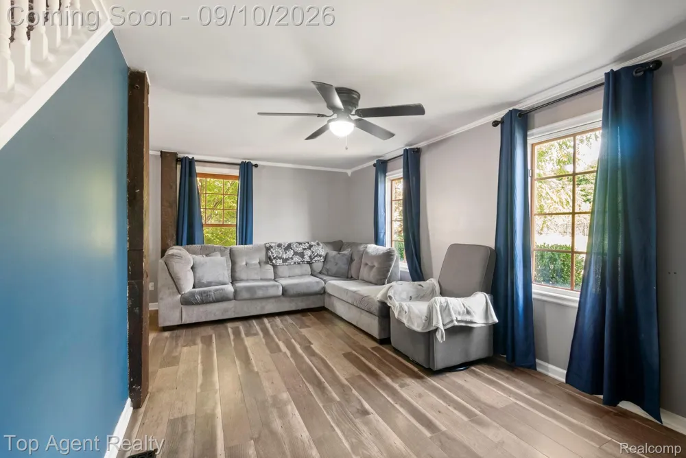 40695 Moravian Drive Clinton Charter Township, MI 48036
