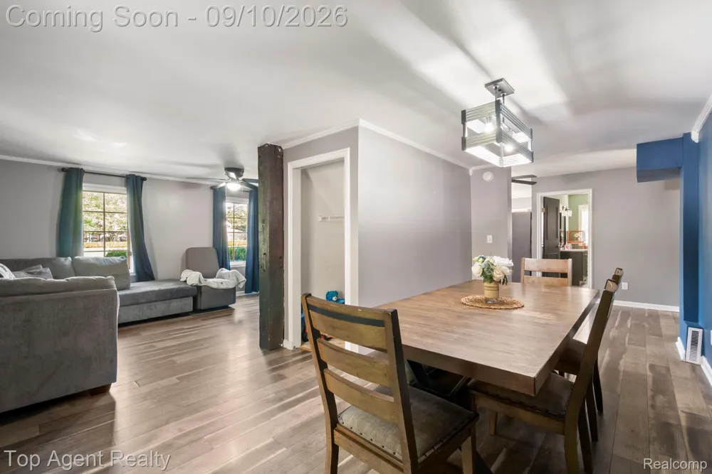 40695 Moravian Drive Clinton Charter Township, MI 48036
