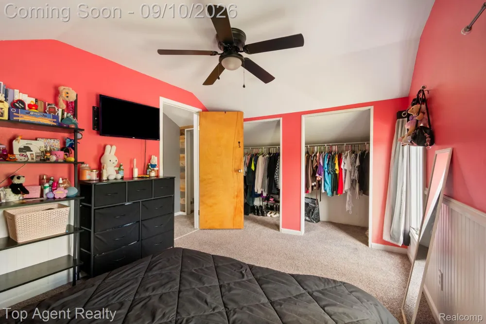 40695 Moravian Drive Clinton Charter Township, MI 48036